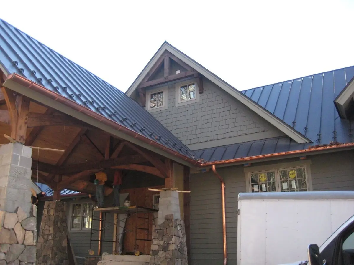 Craftsman Roofing team delivering quality roofing work in Sunnyside